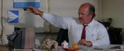 Дом у дороги (1989)