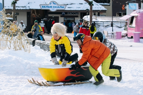 Горнолыжка (2026) Горнолыжка (2026)