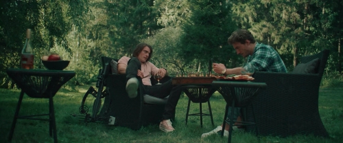 ������ (2025)